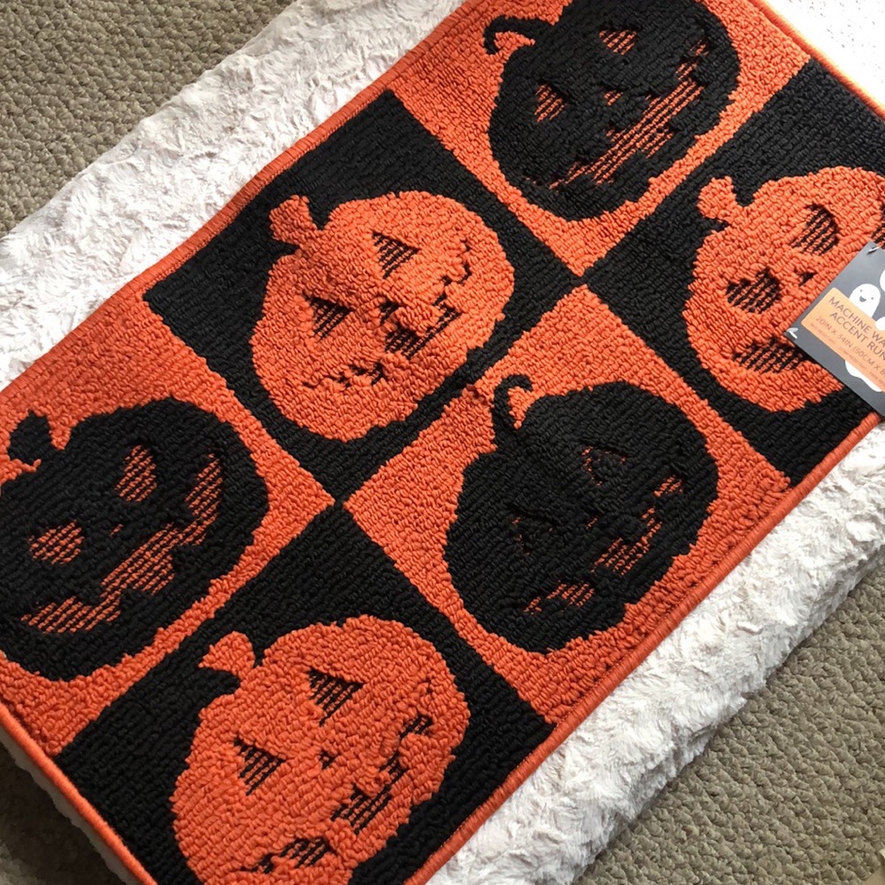 Halloween Pumpkin Accent Rug Runner - Orange & Black
